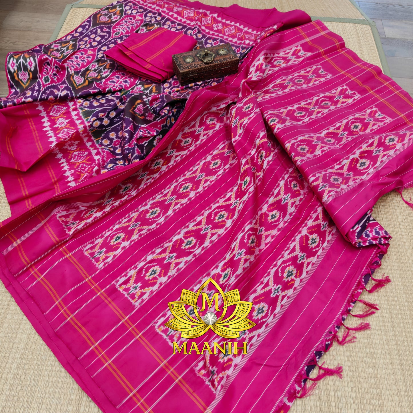 Royal Purple & Rani Pink Pochampally Ikat Pure Silk Saree | Handwoven Telia Ikat Silk Saree | Maanih Weaves