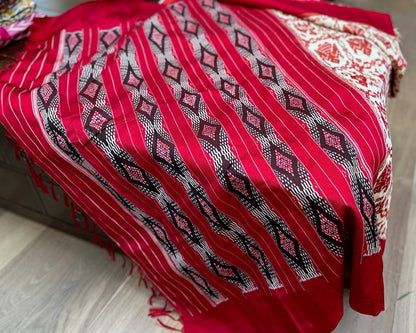 Pochampally Twill Ikat Silk Saree – Handwoven in Maroon & Beige