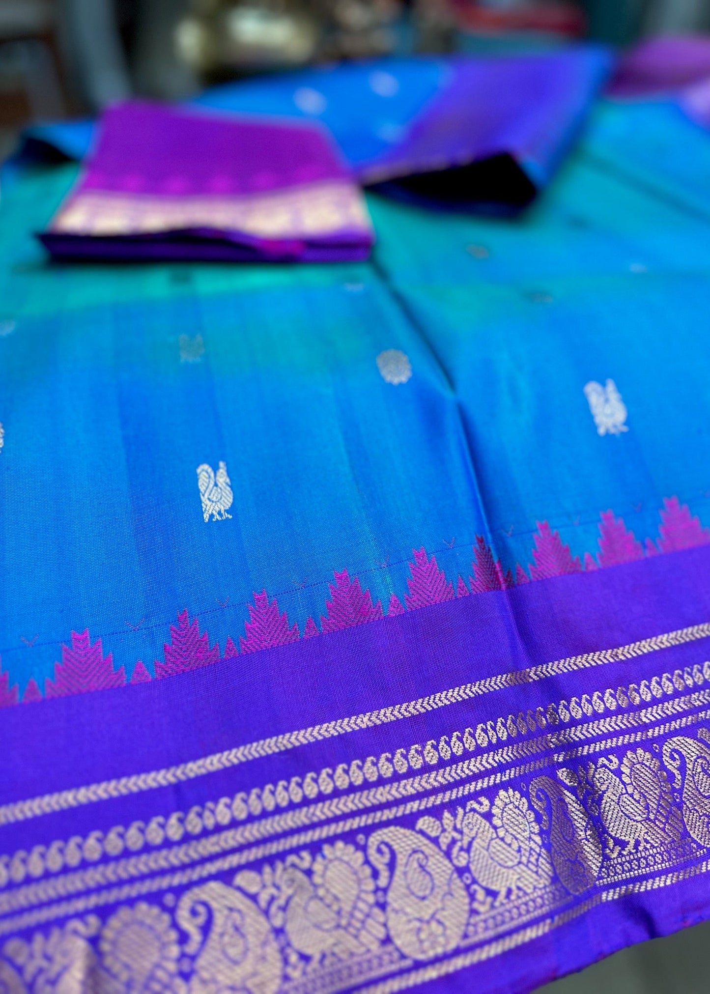 Royal Teal & Amethyst Gadwal Pure Silk Pattu Saree
